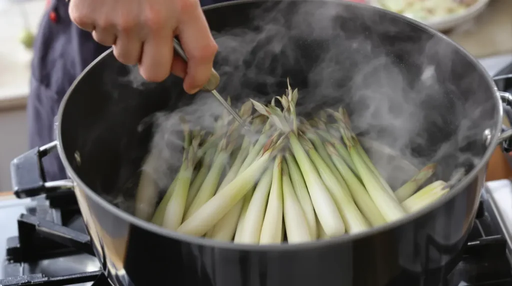 Les asperges sont enfin tendres de la pointe au pied grâce à cette cuisson verticale que peu de cuisiniers connaissent